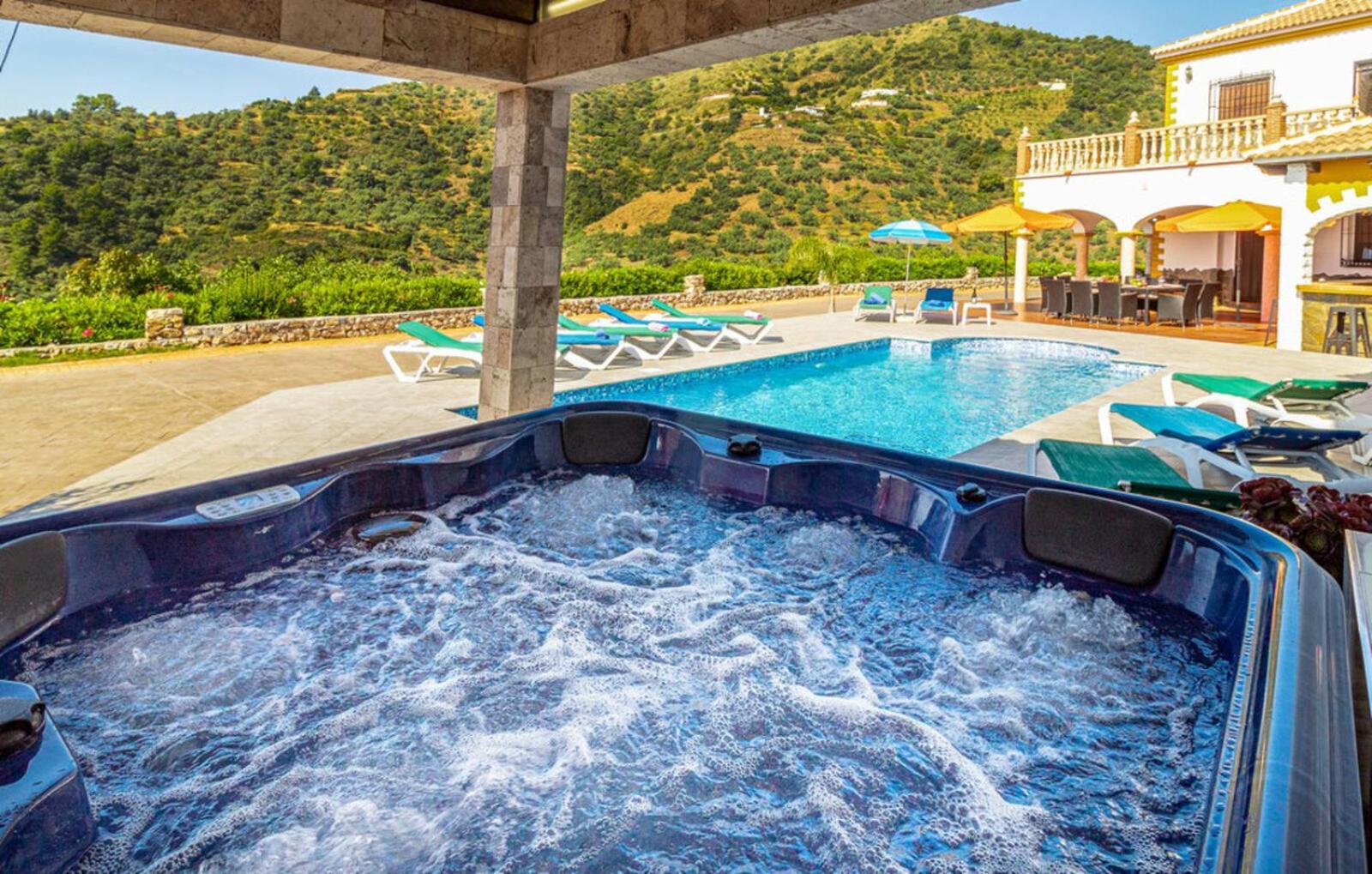 Villa Javier En Sayalonga Екстер'єр фото