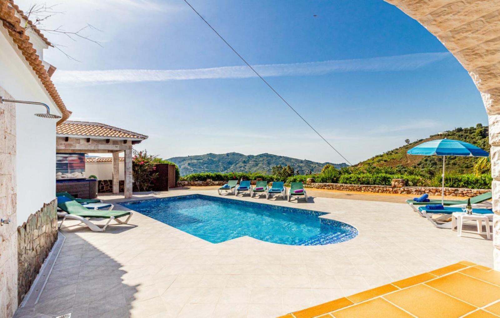 Villa Javier En Sayalonga Екстер'єр фото