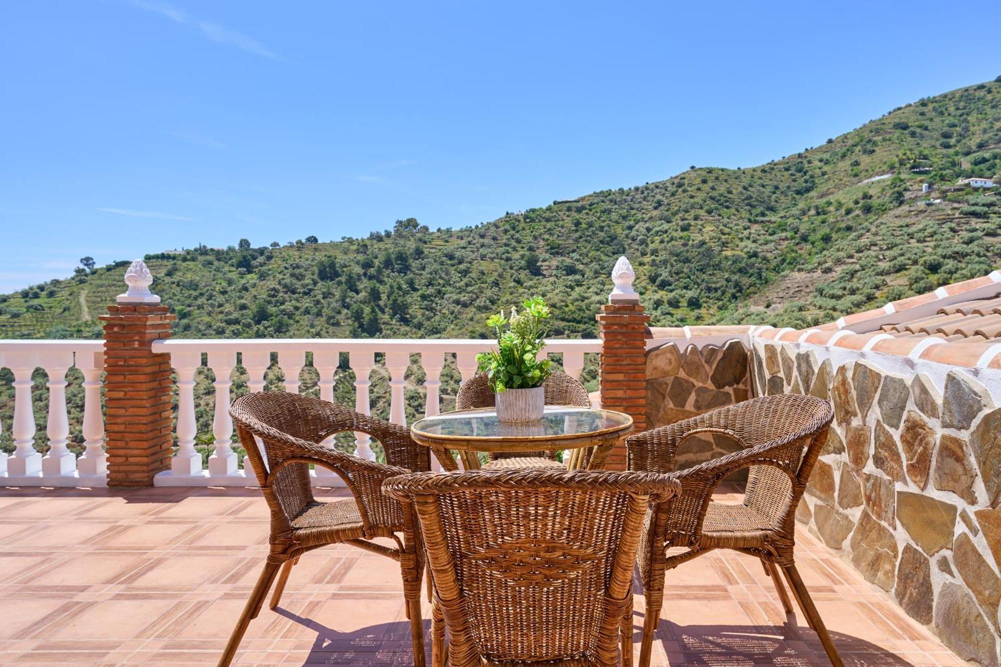 Villa Javier En Sayalonga Екстер'єр фото