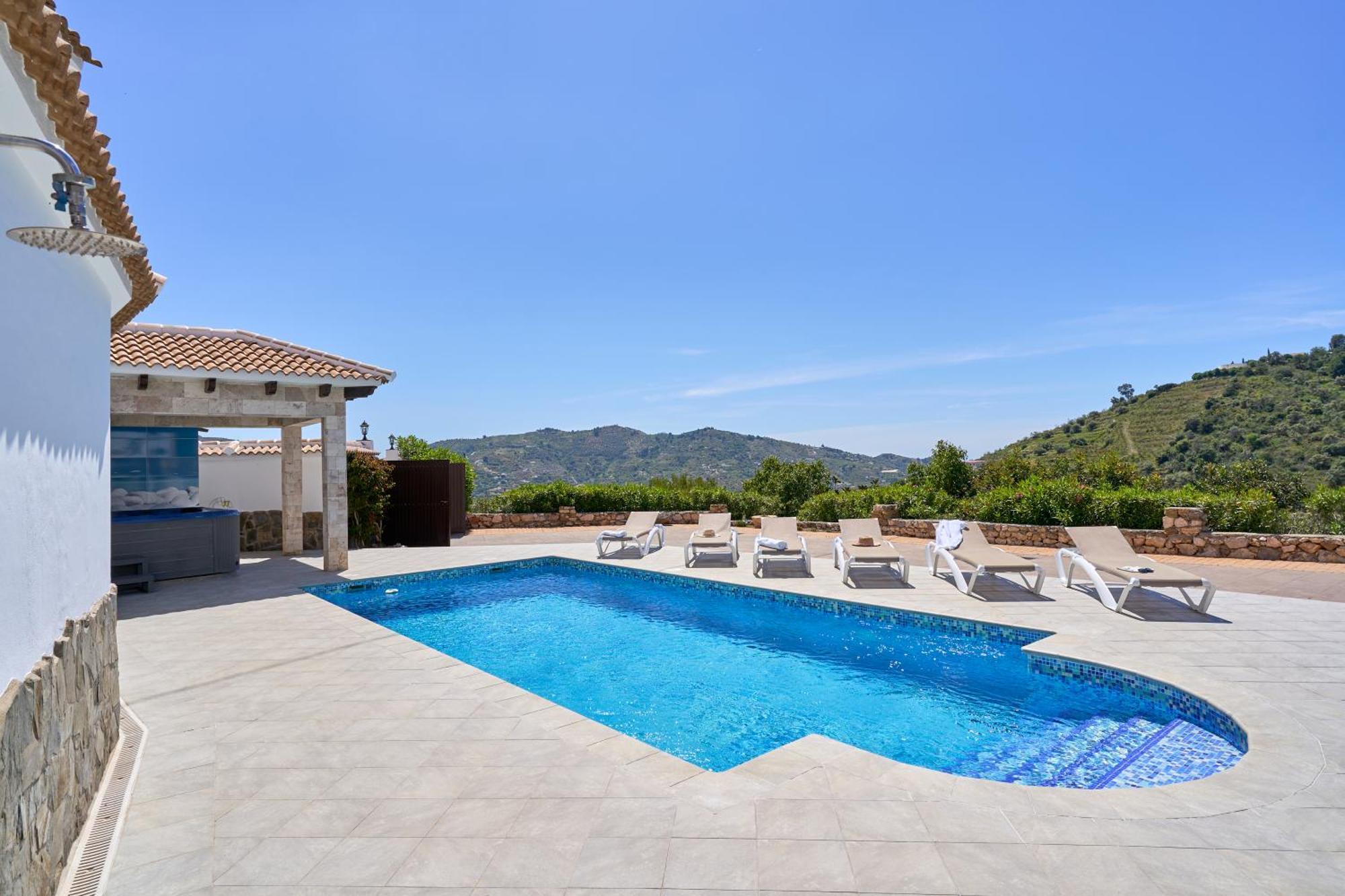 Villa Javier En Sayalonga Екстер'єр фото